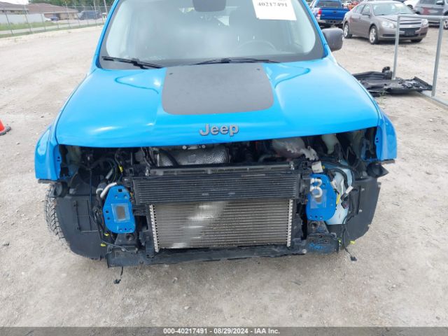 ZACCJBCT9FPB79959 Jeep Renegade Trailhawk