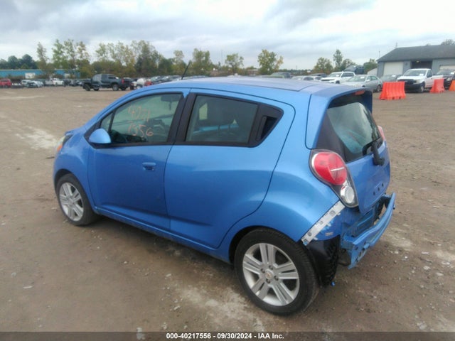 Chevrolet Spark 1lt Cvt 2015 KL8CD6S97FC737082 Image 3