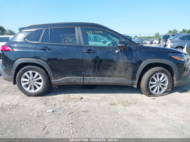 7MUCAABG7NV015678 Toyota Corolla Cross Le