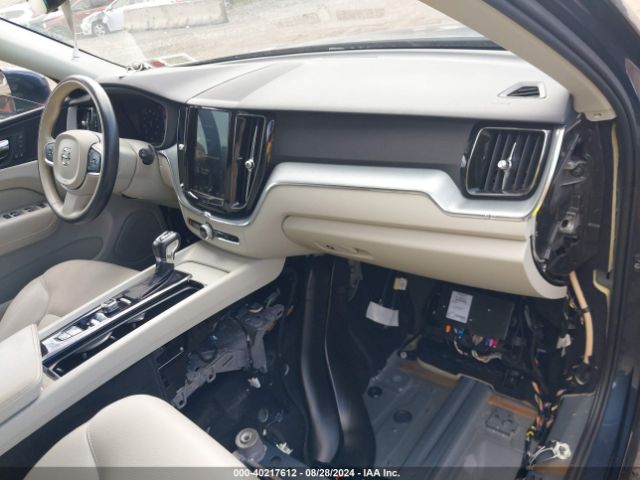 YV4A22RK4J1075985 Volvo Xc60 T6 Momentum