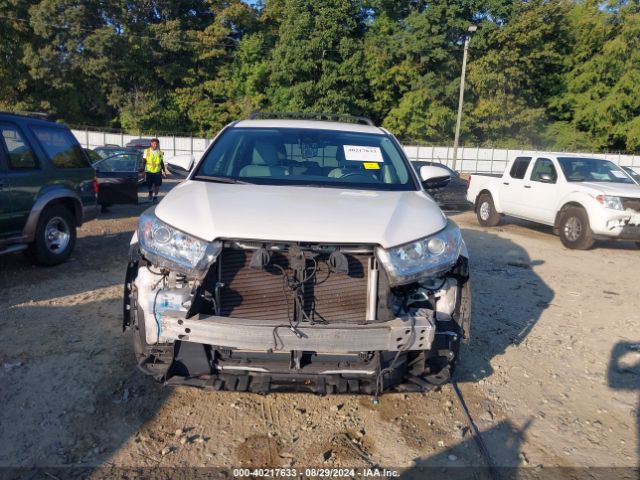 5TDZZRFH5KS348391 Toyota Highlander Le Plus