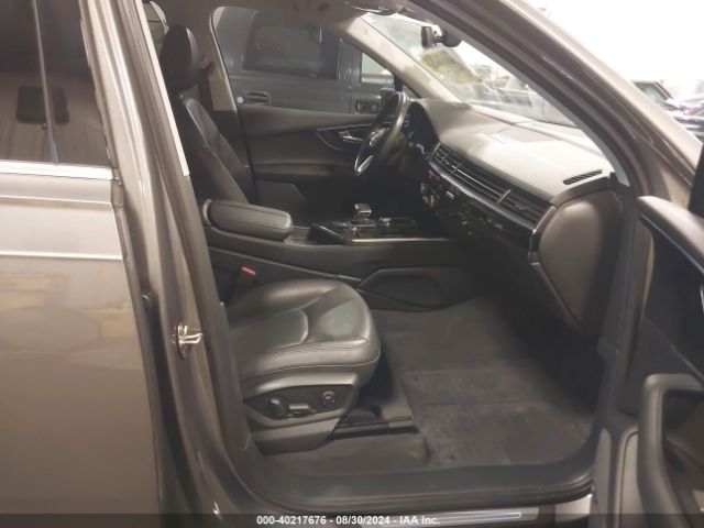 WA1VAAF72HD035361 Audi Q7 3.0t Premium