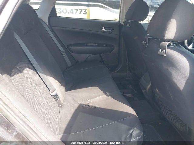 KIA Optima Lx 2019 5XXGT4L30KG301503 Image 8