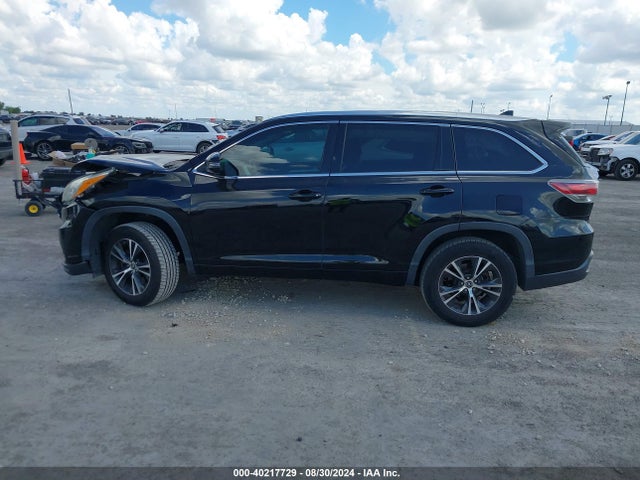 Toyota Highlander Xle V6 2016 5TDKKRFH3GS134643 Image 14