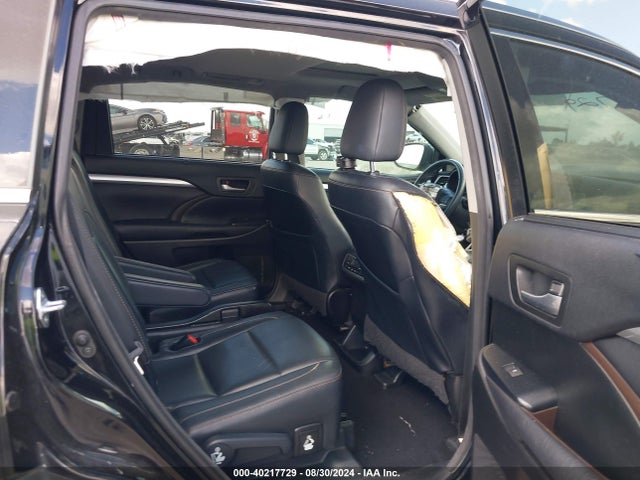 Toyota Highlander Xle V6 2016 5TDKKRFH3GS134643 Image 8