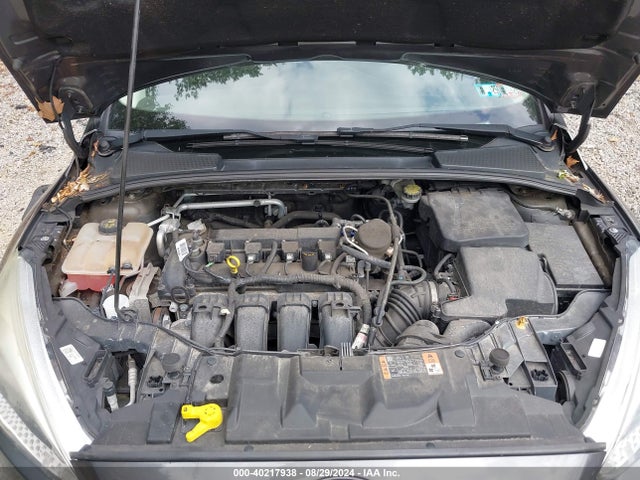Ford FOCUS S 2015 1FADP3E23FL304011 Image 10
