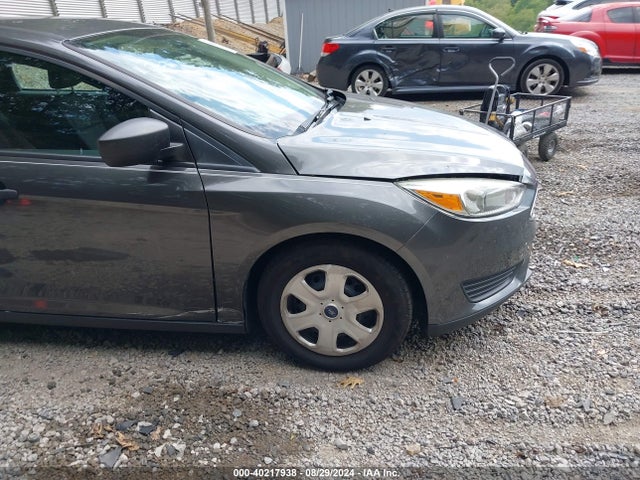 Ford FOCUS S 2015 1FADP3E23FL304011 Image 14