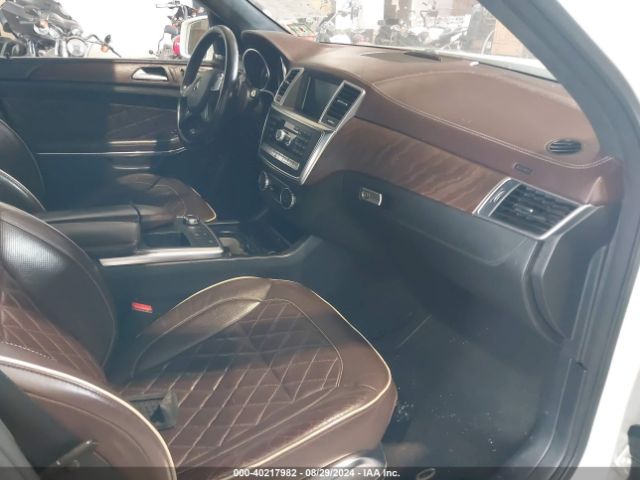 4JGDF7DE9GA688336 Mercedes-Benz Gl 550 4matic