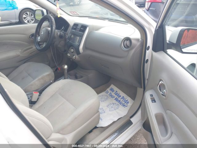 3N1CN7AP0EL811233 Nissan Versa 1.6 Sl