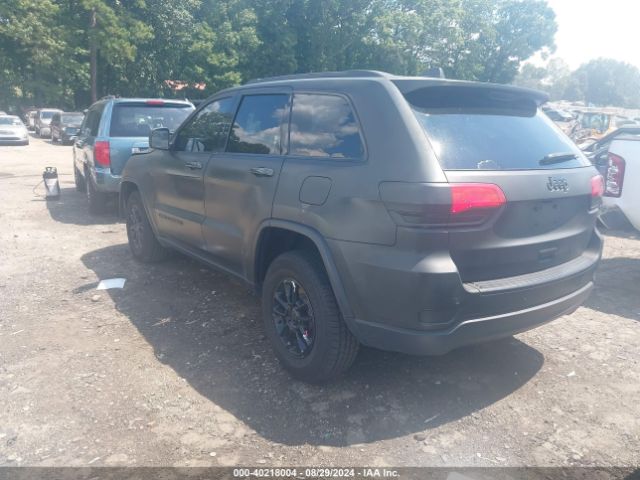 1C4RJEAG6JC145203 Jeep Grand Cherokee Laredo E 4x2