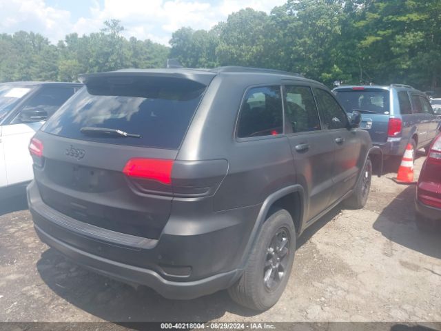 1C4RJEAG6JC145203 Jeep Grand Cherokee Laredo E 4x2