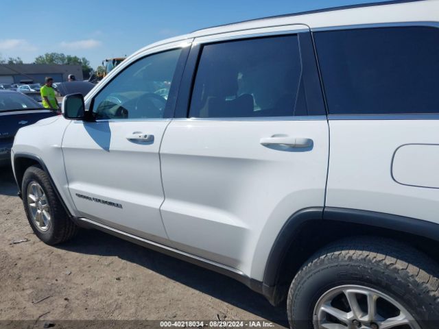 1C4RJFAG0JC508004 Jeep Grand Cherokee Laredo 4x4