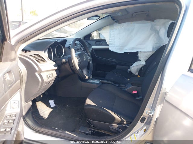 2011 MITSUBISHI LANCER SPORTBACK JA32X2HU5BU005664 Photo 4