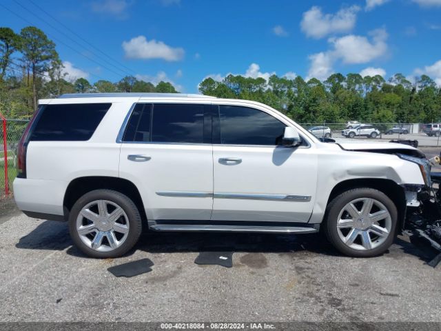 1GYS3BKJ3GR205894 Cadillac Escalade Luxury Collection