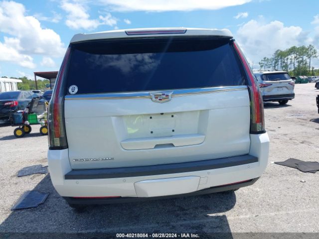 1GYS3BKJ3GR205894 Cadillac Escalade Luxury Collection