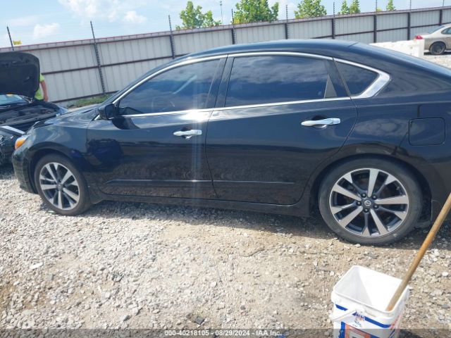 1N4AL3AP8HN345368 Nissan Altima 2.5 Sr