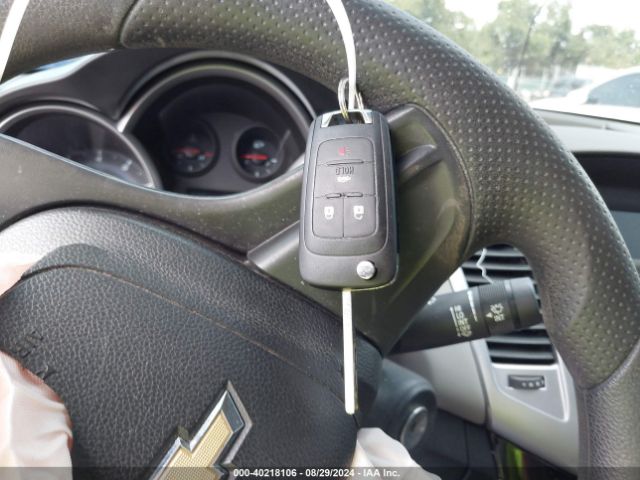 1G1PA5SG0E7233094 Chevrolet Cruze Ls Auto