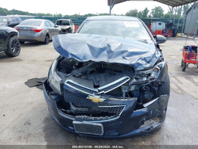1G1PA5SG0E7233094 Chevrolet Cruze Ls Auto