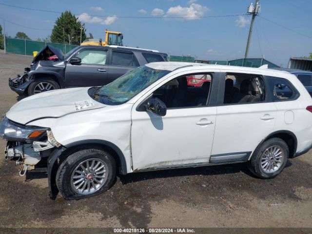 JA4AD2A34HZ057848 Mitsubishi Outlander Es