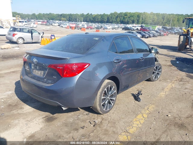 Toyota COROLLA SE 2017 5YFBURHE9HP631591 Image 4