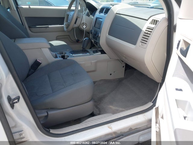 40218262 :رقم المزاد ، 1FMCU49309KC33430 vin ، 2009 Ford Escape Hybrid Limited مزاد بيع