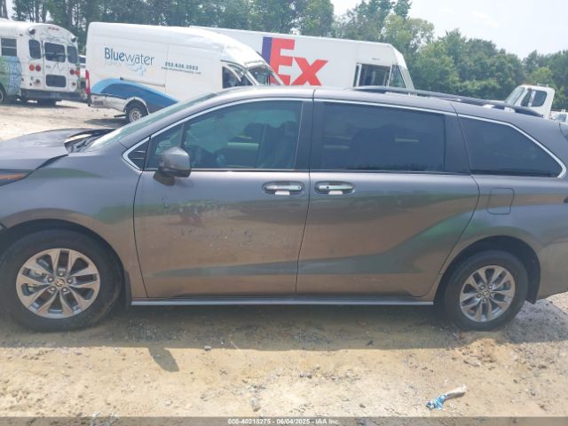5TDYRKEC4RS204737 Toyota SIENNA XLE
