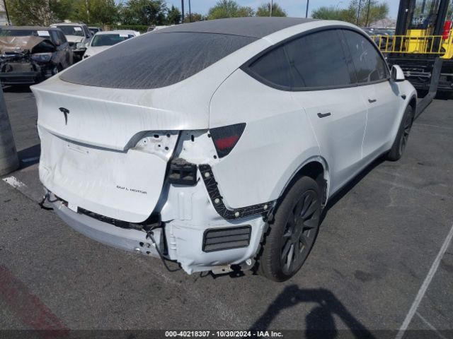 2023 TESLA MODEL Y 7SAYGDEE9PA071445 Photo 3
