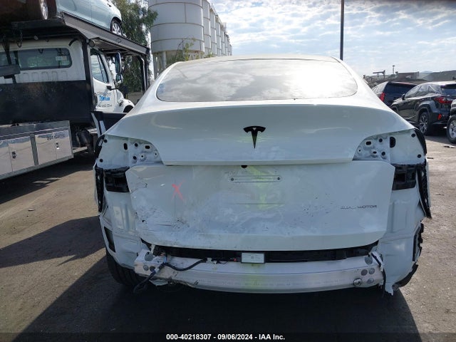 2023 TESLA MODEL Y 7SAYGDEE9PA071445 Photo 5
