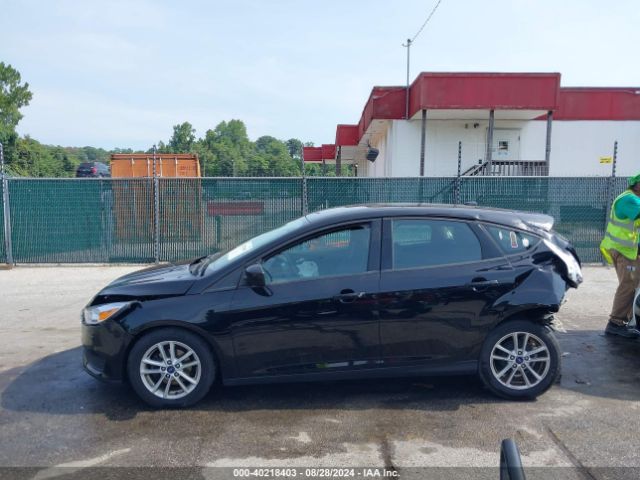 1FADP3K27JL275772 Ford FOCUS SE