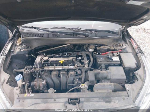 3KPF24AD5KE106967 KIA FORTE FE