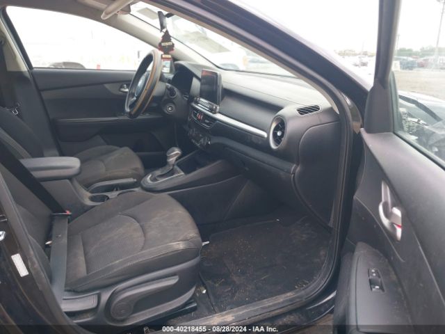 3KPF24AD5KE106967 KIA FORTE FE