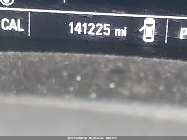 1G1ZD5ST7JF121437 Chevrolet MALIBU LT