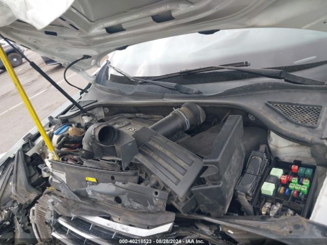 1VWDT7A32HC082976 Volkswagen Passat 1.8t R-line
