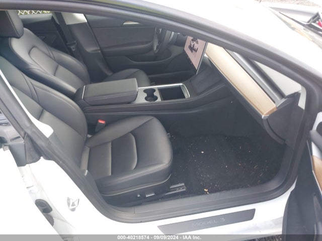 2023 TESLA MODEL 3 5YJ3E1EA9PF555689 Photo 4