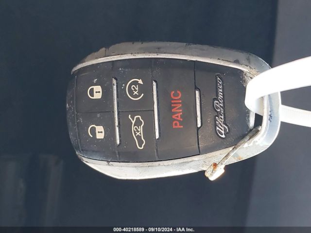 ZARFAECN6H7531773 Alfa Romeo Giulia Ti Rwd