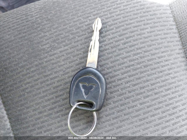 2005 MITSUBISHI ENDEAVOR 4A4MM21S35E056017 Photo 10