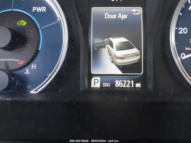 4T1BD1FK0HU212795 Toyota Camry Hybrid Le
