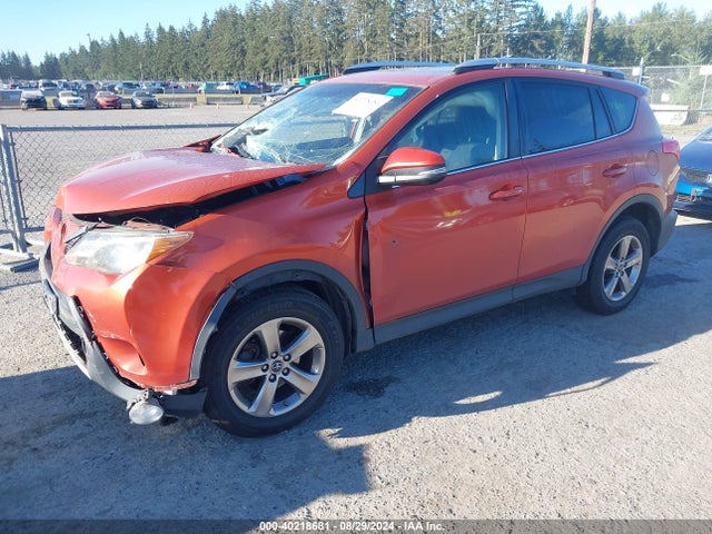 Toyota Rav4 Xle 2015 JTMRFREV1FD170173 Image 2