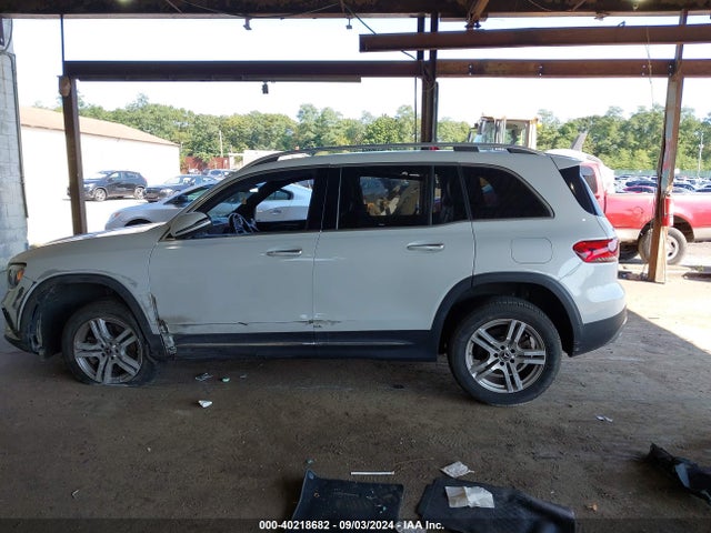 W1N4M4HB5LW022671 Mercedes-Benz Glb 250 4matic