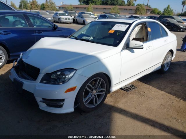 WDDGF4HB1ER319524 Mercedes-Benz C 250 Luxury/sport