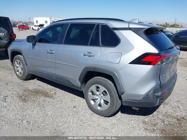 Toyota RAV4 LE 2021 2T3H1RFV4MC101732 Image 3