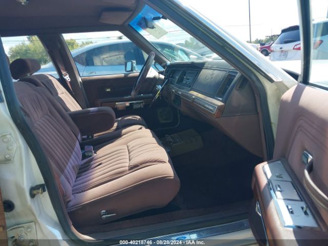 1991 FORD CROWN VICTORIA 2FACP79F2MX125734 Photo 4