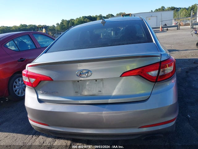 Hyundai SONATA SE 2016 5NPE24AF9GH343851 Image 16