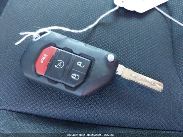 1C6JJTAM0NL137585 Jeep Gladiator Sport S 4x4
