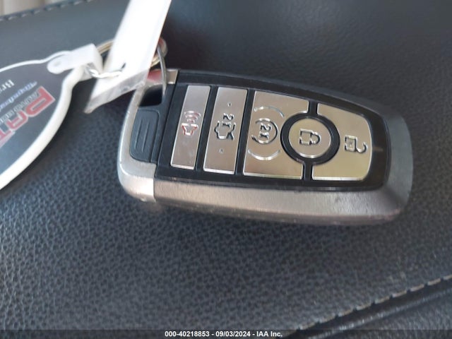 Ford FUSION SEL 2019 3FA6P0CD8KR219494 Image 11