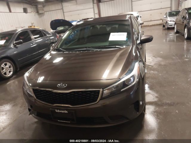 3KPFL4A70JE197216 KIA FORTE LX