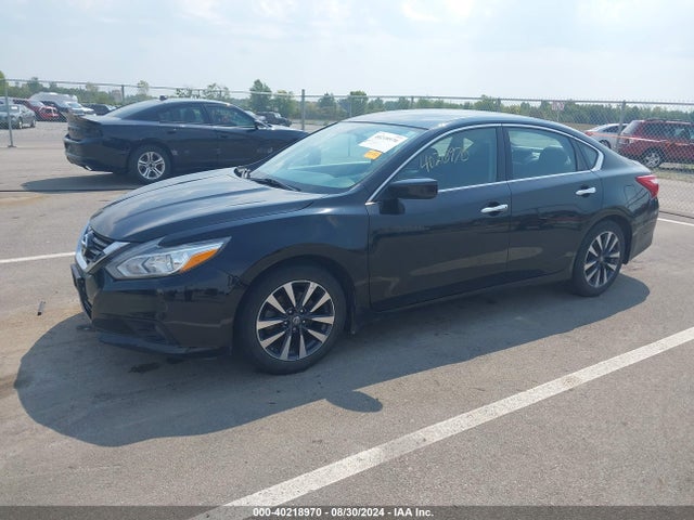 Nissan Altima 2.5 Sv 2017 1N4AL3AP4HC150119 Image 2