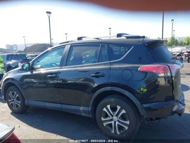 2T3ZFREV3HW322864 Toyota RAV4 LE