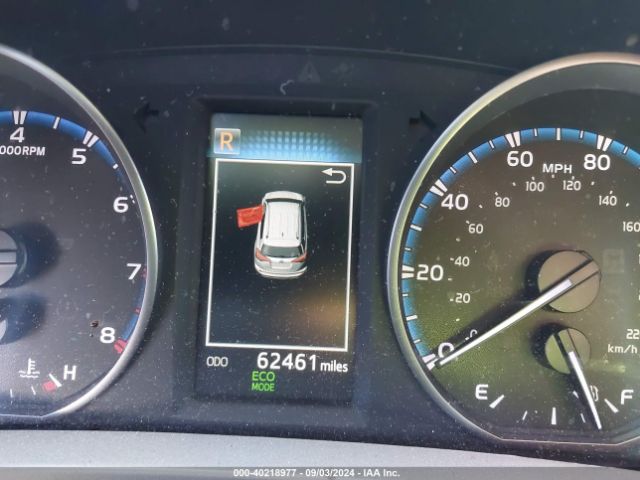 2T3ZFREV3HW322864 Toyota RAV4 LE