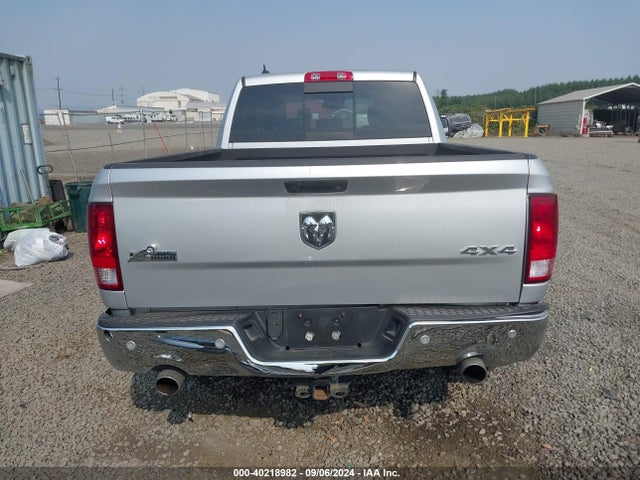 1C6RR7TTXHS637027 RAM 1500 Big Horn  4x4 6'4 Box